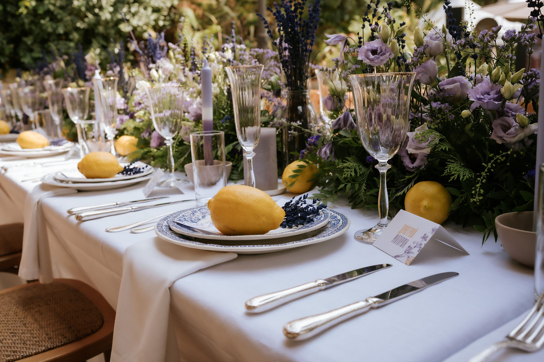 Decoración floral para evento en Hossegor inspirada en el verano francés